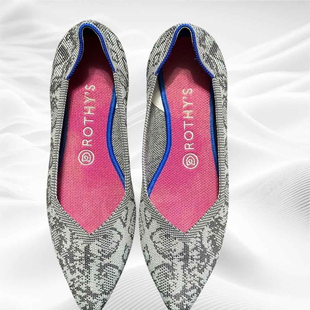 Rothys Rare Stone Snake Pointed Flats Size 8‎